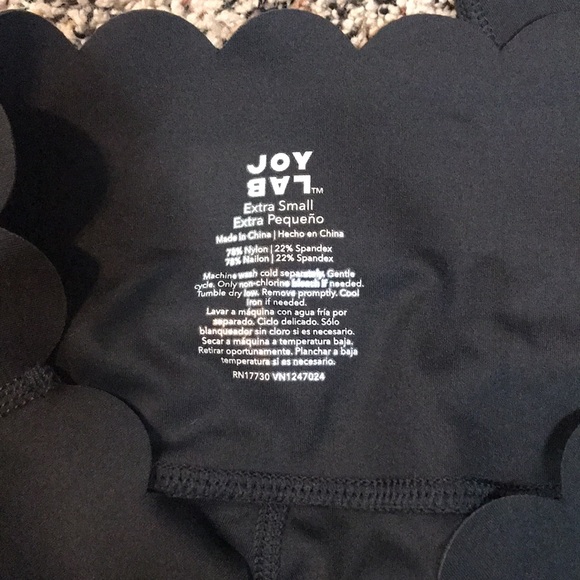 JoyLab High Rise 7/8ths Scalloped Waist Leggings in Black Size XS | NWT! - Picture 5 of 6